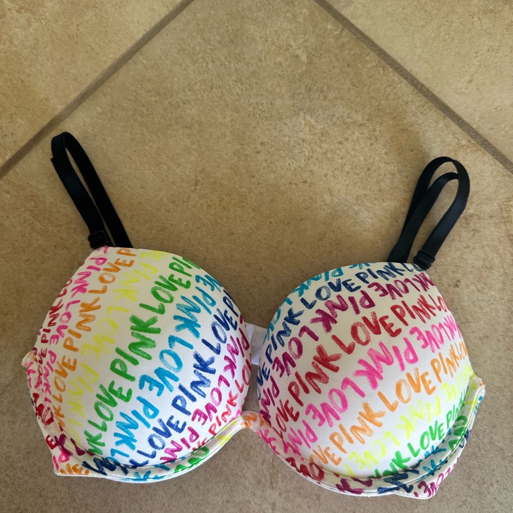 PINK Victoria’s Secret Super Push Up Bra. NEW condition!